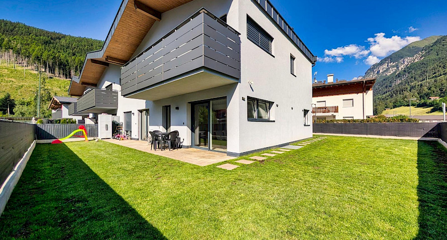kompakte & neuwertige 4-Z-Wohnung mit großem Garten kompakte & neuwertige 4-Z-Wohnung mit großem Garten Bild