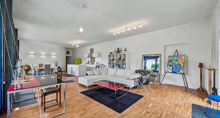 Stilvolles Loft mit 5 Zimmern - mehr Raum fürs Leben Stilvolles Loft mit 5 Zimmern - mehr Raum fürs Leben Bild