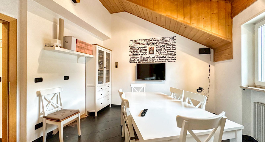 Trendige Duplex-Wohnung in ausgezeichneter Wohnlage Trendige Duplex-Wohnung in ausgezeichneter Wohnlage Bild