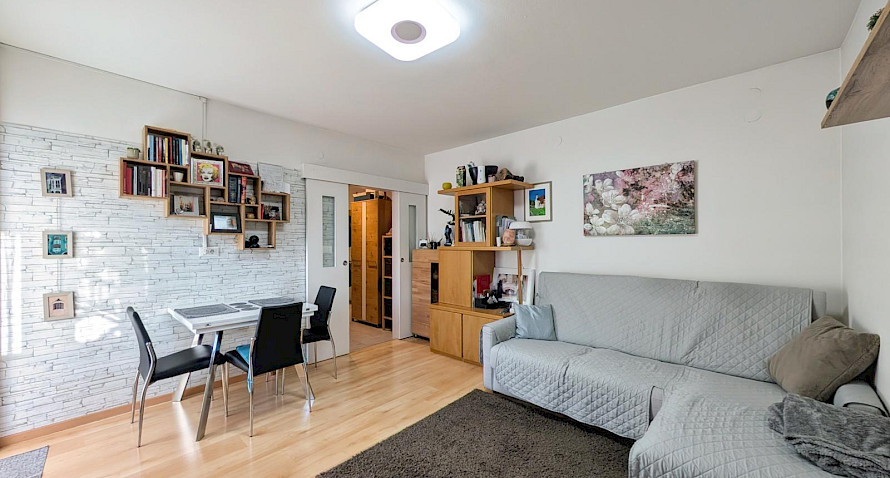 Komplette & zentrale 3-Zimmer-Wohnung Komplette & zentrale 3-Zimmer-Wohnung Bild