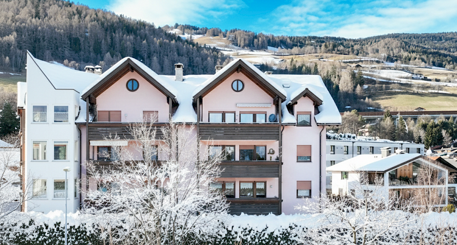 Für große Familien – Wohnen auf zwei Ebenen Für große Familien – Wohnen auf zwei Ebenen Bild