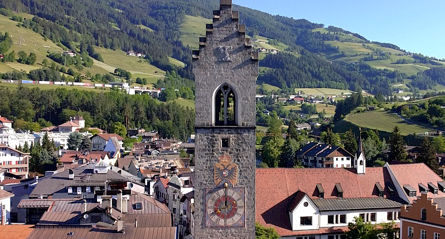 3-Z-Wohnung mit Stellplatz und fantastischer Aussicht! 3-Z-Wohnung mit Stellplatz und fantastischer Aussicht! Bild