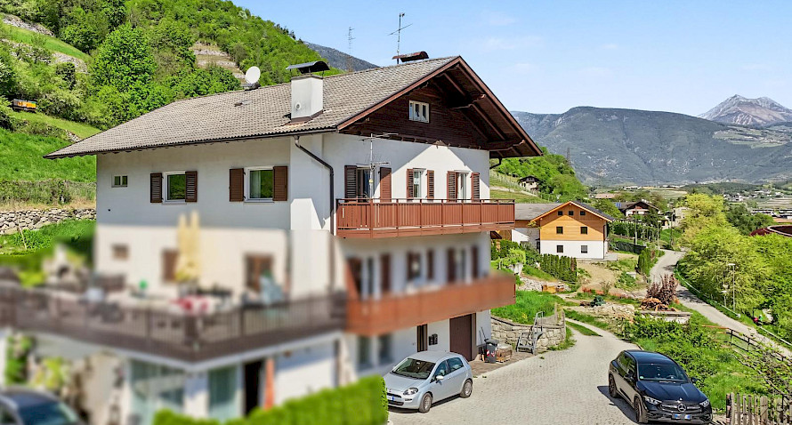 Ausbaufähige 4-Z-W (bis zu 6 Zimmer) im Privathaus ☼ Ausbaufähige 4-Z-W (bis zu 6 Zimmer) im Privathaus ☼ Bild